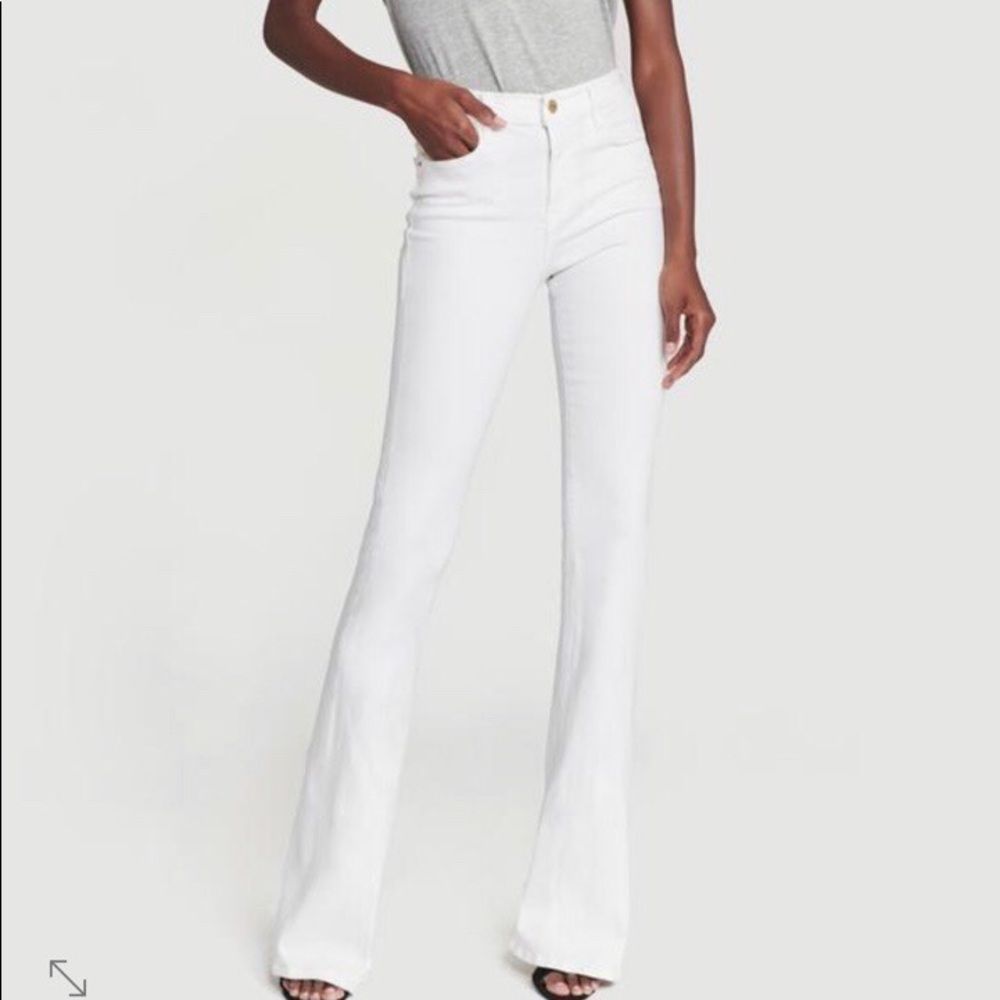 Frame white bell bottom jeans “le high flare”